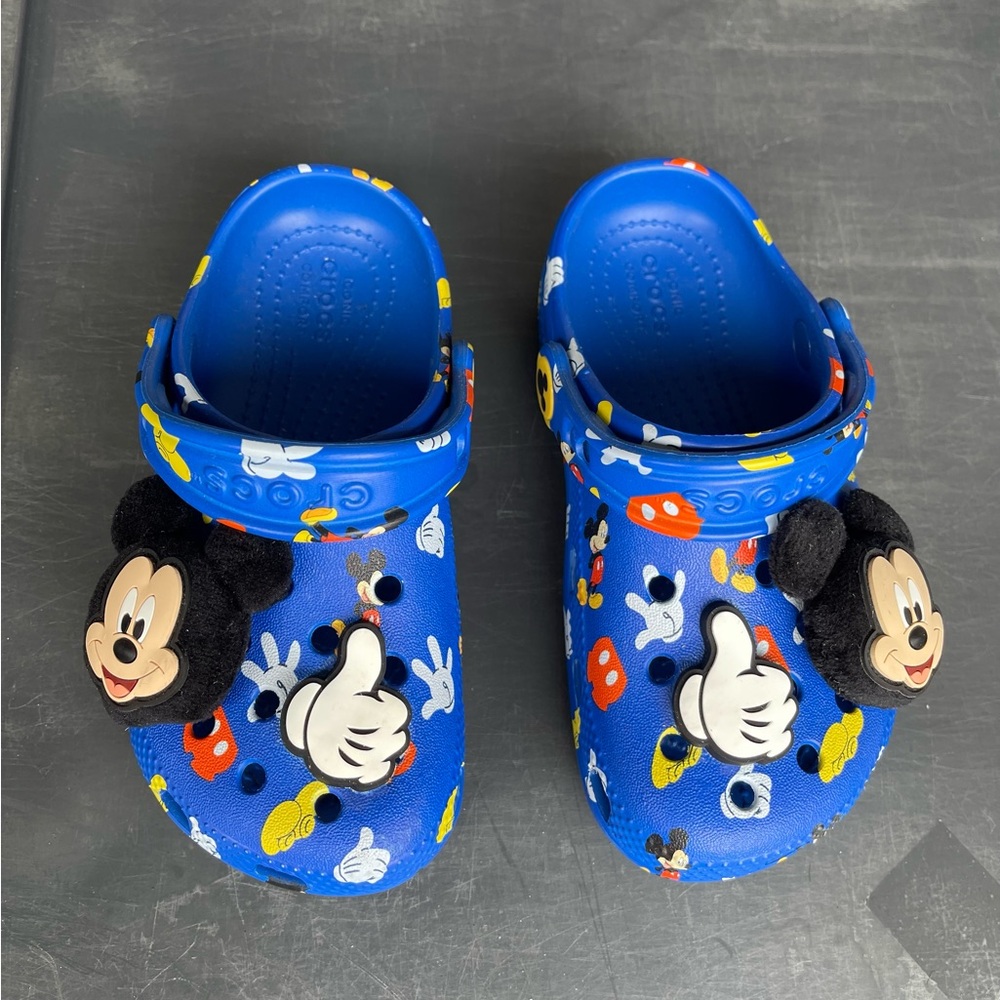 CROCS Kids' Blue Mickey Mouse Slippers